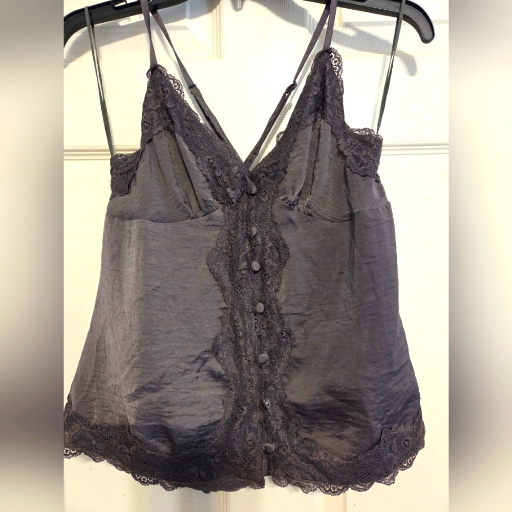 NWOT Wishlist Women's  Button Front And Lace Trime Camisole Top. Size S